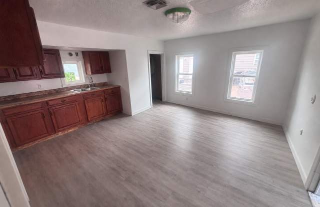1104 4th St. Unit A Gallery 2