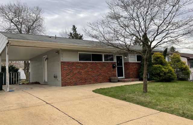 3092 Bordentown Avenue photos photos