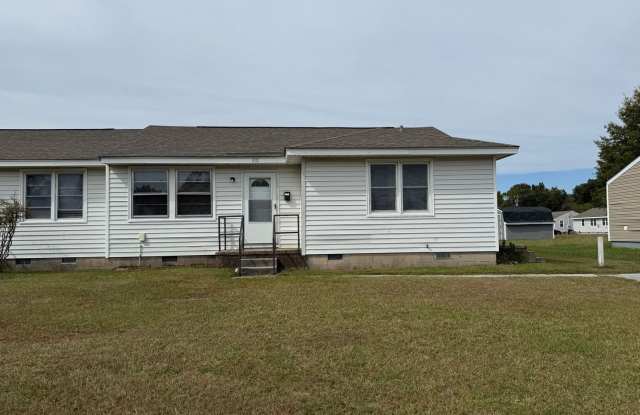 Nice 3 bedroom, 1 bath Duplex Gallery 1
