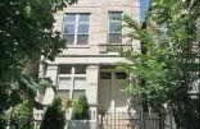 1342 N CLAREMONT Avenue Gallery 1