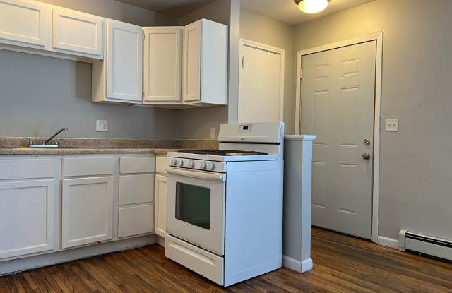Golden Valley Apartments Gallery 4