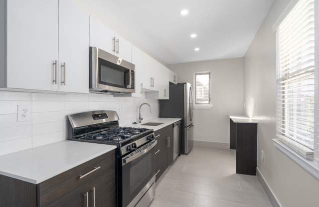 Montgomery Court photos photos