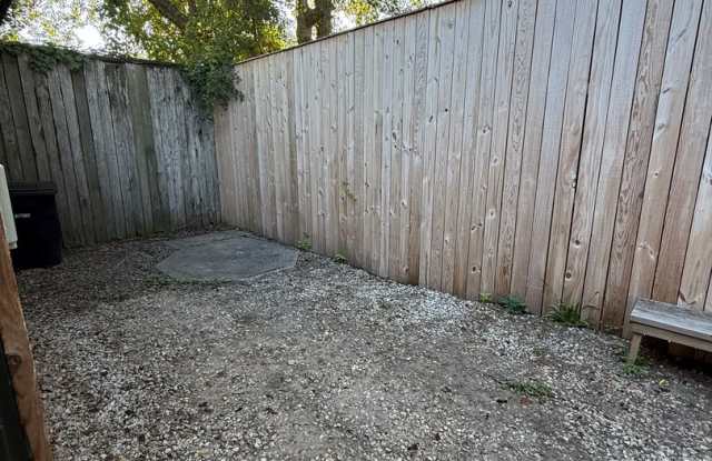 Beautiful Studio For Rent. Great Location at an Affordable Price. photos photos