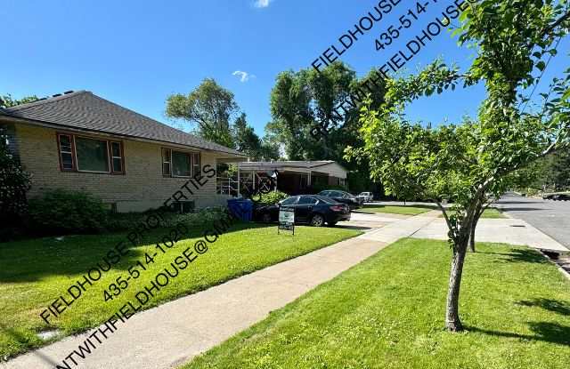 425 North 700 East - 2 photos photos