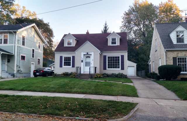 Three Bedroom Home in SE Grand Rapids! photos photos