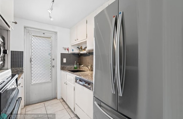 900 Intracoastal Drive - 900 Intracoastal Drive, Fort Lauderdale, FL 33304