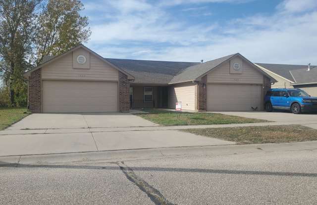 1622 Clover Dr - 1622 Clover Drive, Junction City, KS 66441