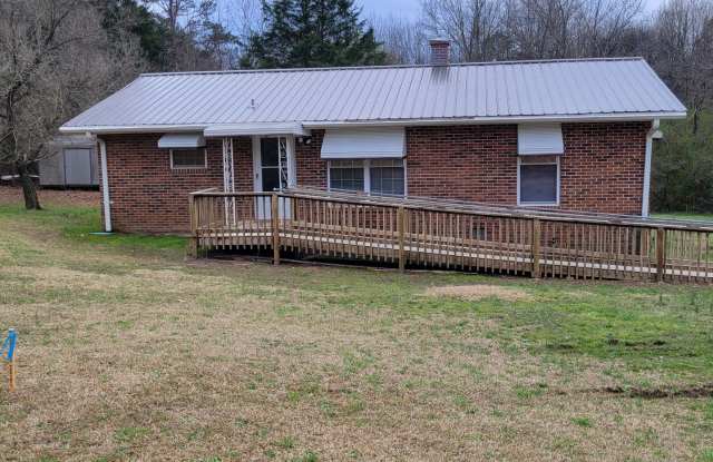 4 Bed, 1 Bath Home off Woodruff Road is Available photos photos