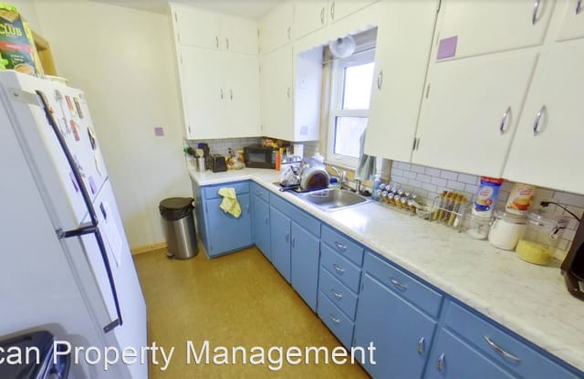 217 Ridge Dr. - 217 Ridge Drive, Manhattan, KS 66502