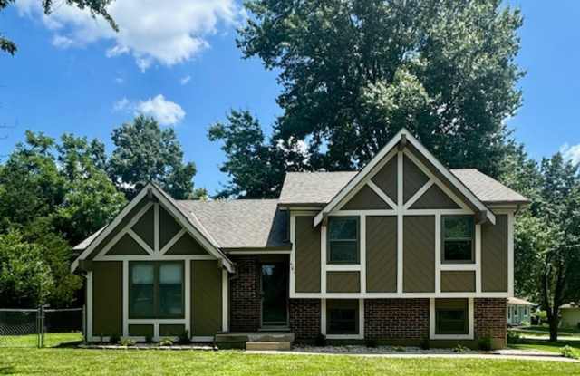 Exceptional Split-Level Home on Large Corner Lot photos photos