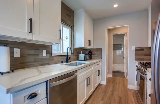 810 Island Ct Gallery 4