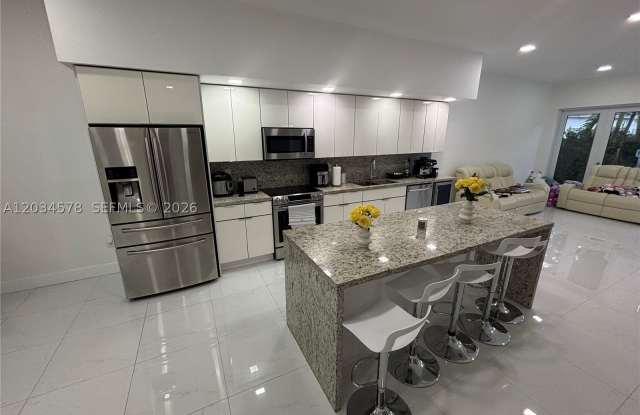 8143 SW 162nd Path Gallery 3