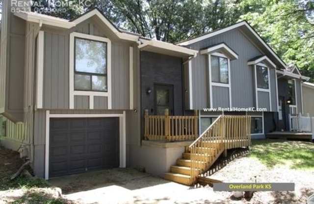 8533 Goddard - 8533 Goddard Street, Overland Park, KS 66214