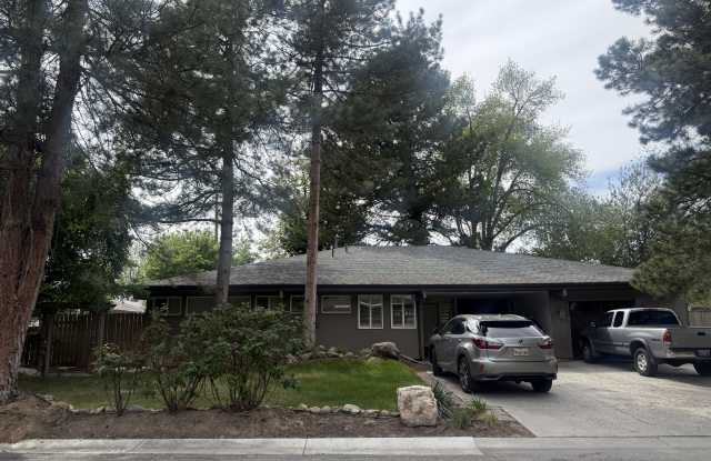 1576 East Lakewood Drive photos photos