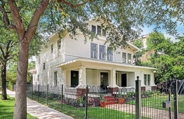 816 W Main St - 816 West Main Street, Houston, TX 77006