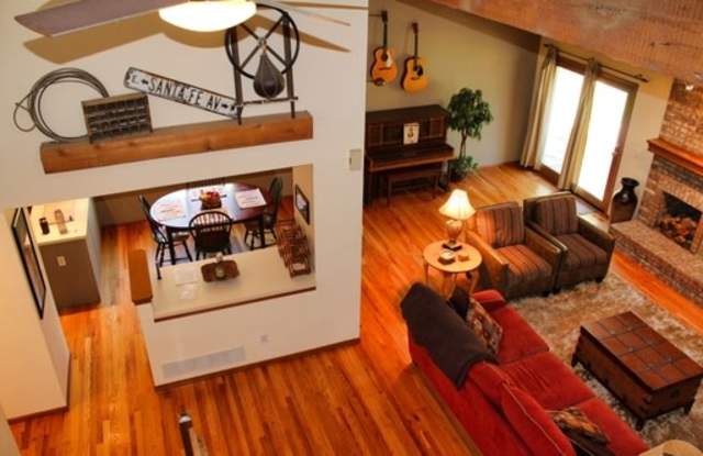 11088 Trojan Court Gallery 4