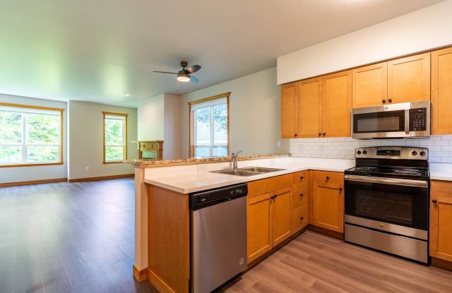 Pacific Pointe Apartments photos photos