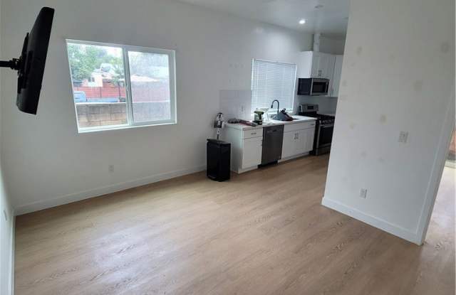 7103 Yarmouth photos photos