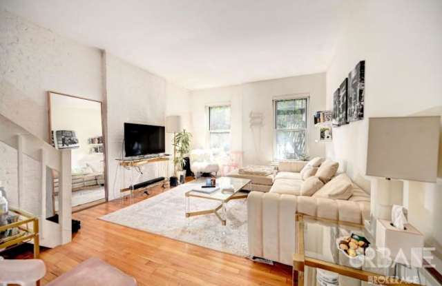 35 Grove Street - 35 Grove Street, New York City, NY 10014 35 Grove Street - 35 Grove Street, New York City, NY 10014