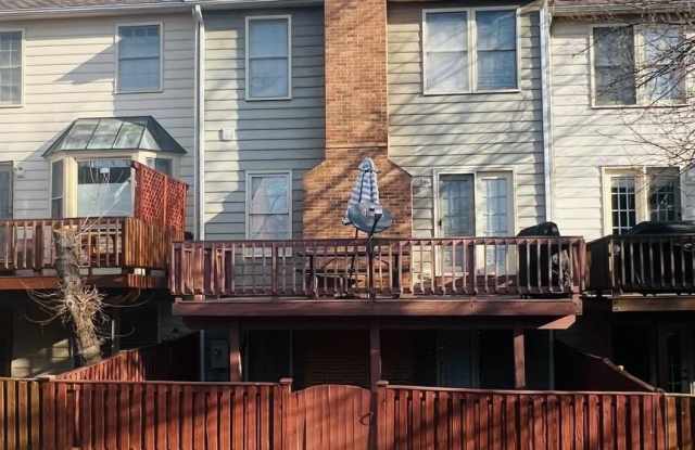 8035 TREVOR PLACE Gallery 3