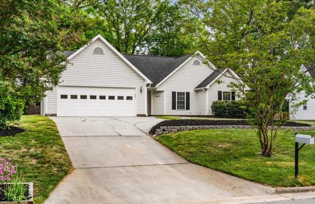 Coming Soon! Single Story Rental in Jamestown's Colony Park! photos photos