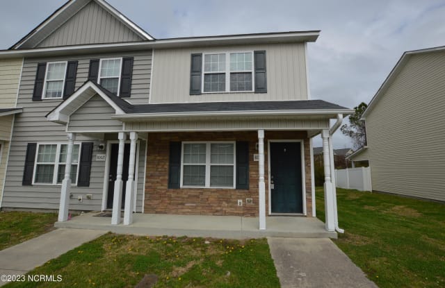 8000 Banister Loop - 8000 Banister Loop, Jacksonville, NC 28546