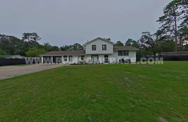 Fully Renovated Multi-Level 4-Bedroom Home on Over Half an Acre in Crestview photos photos