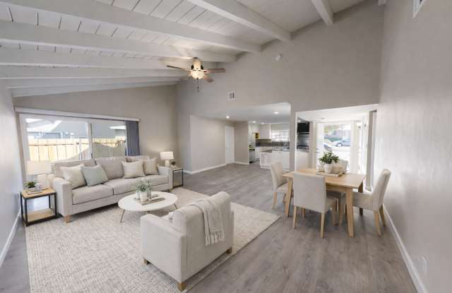 Newly Remodeled 4BD/2BA photos photos