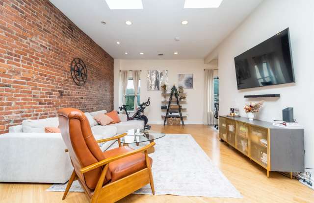 324 BALDWIN AVE - 324 Baldwin Avenue, Jersey City, NJ 07306