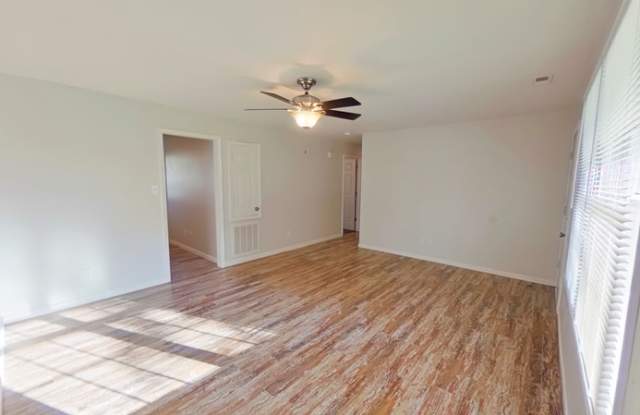 1548 Rossmore Drive Gallery 4