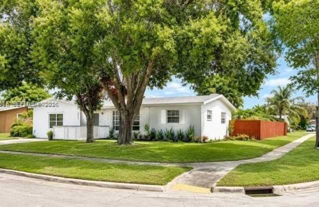 6921 NW 5th Ct Gallery 1