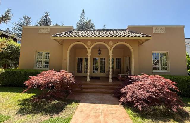TIMELESS 1920s SPANISH COLONIAL FOUR BEDROOM / THREE BATH HOME IN COVETED BALTIMORE PARK photos photos