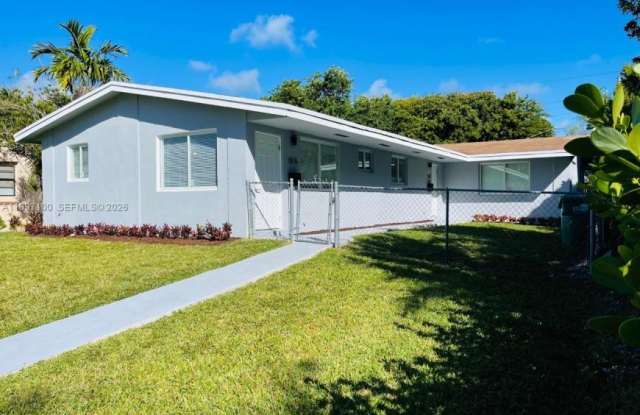 1515 NE 110th St photos photos