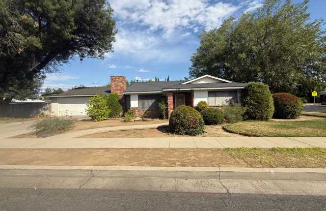 Spacious Home For Rent photos photos