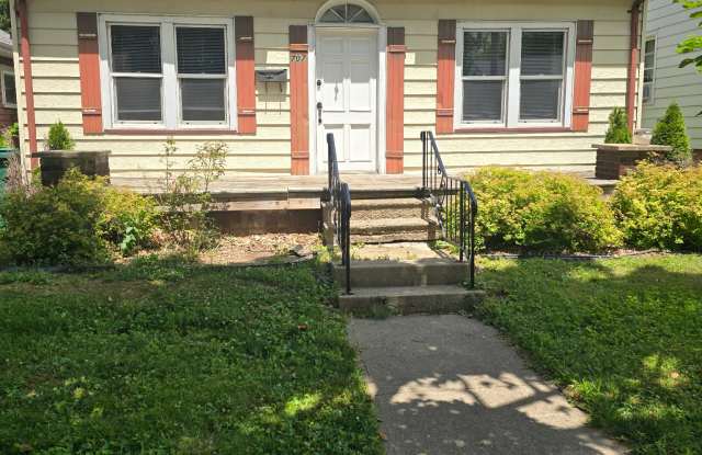 707 East Corrington Avenue photos photos