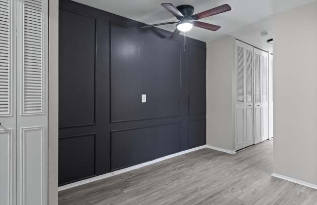 29408 DequindreUnit 203 photos photos