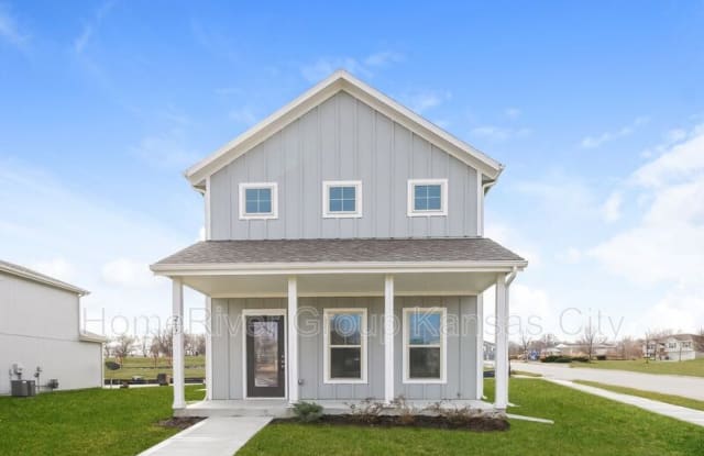 217 Jenny Ln - 217 Jenny Lane, Raymore, MO 64083