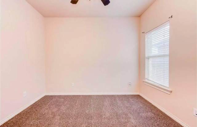 10103 Waco Avenue photos photos 10103 Waco Avenue photos photos