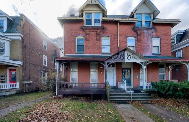 1020 W MAIN STREET photos photos