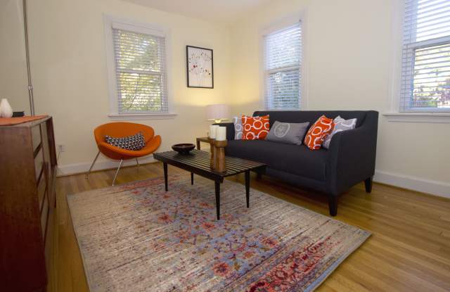 6244 18th St N photos photos