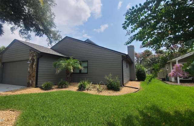 176 Gull Circle N Gallery 1