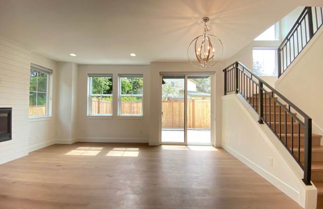 Modern SFH for Rent Gallery 4