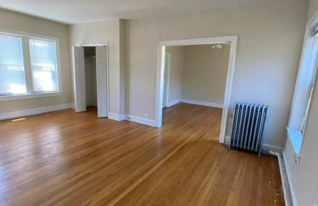 834 Reba Pl. Gallery 2