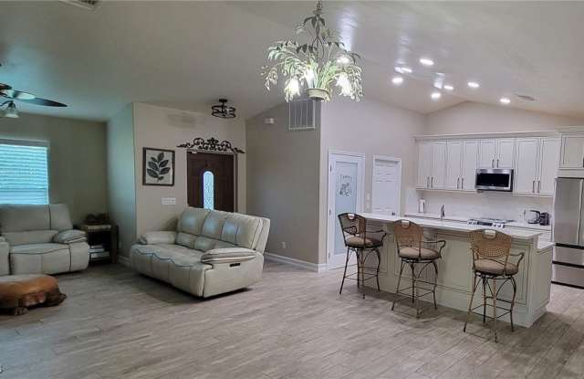 4030 27th Street SW photos photos