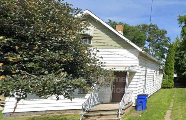 6709 Fullerton Ave photos photos