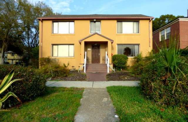 1733 RIVER Road unit: 4 photos photos