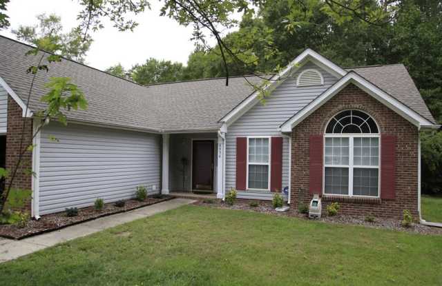 Wonderful 3bd/2bth ranch home, see today! - 9936 Bradley Russell Court, Charlotte, NC 28214