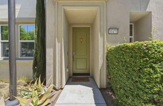 30471 Uniontown Way Gallery 4