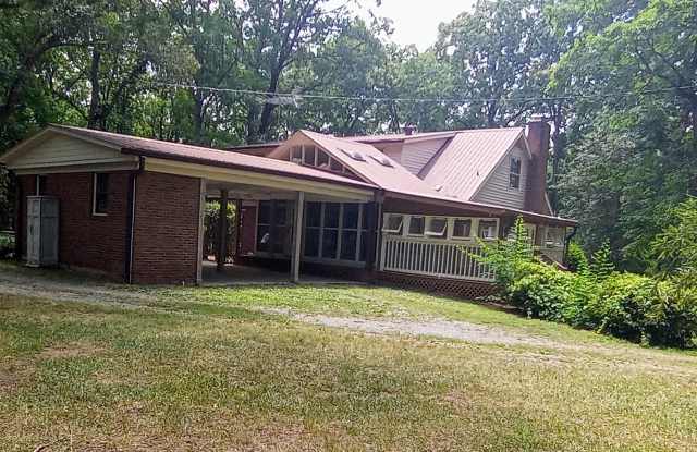 416 Old Williams Road Gallery 2