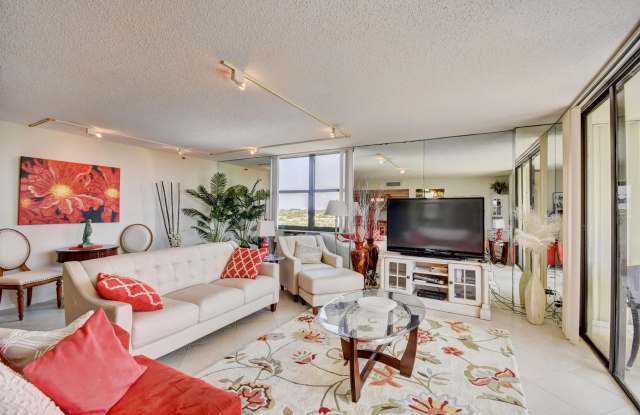 4600 S Ocean Boulevard Gallery 3